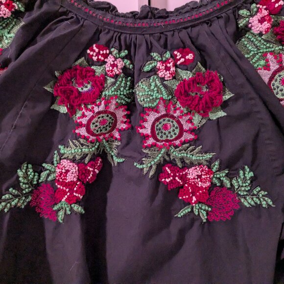Zara Boho Cropped Embroidered Peasant Top - Picture 11 of 12